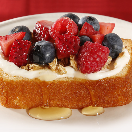 pound-cake-yogurt-granola-berries